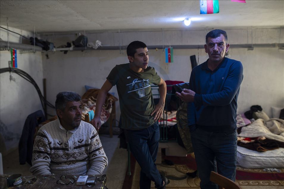 Sığınaklarda yaşayan Terter sakinleri hayati tehlikeye rağmen kenti terk etmiyor