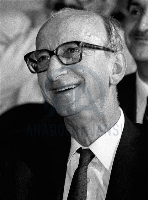 Erdal İnönü'nün vefatının üzerinden 13 yıl geçti