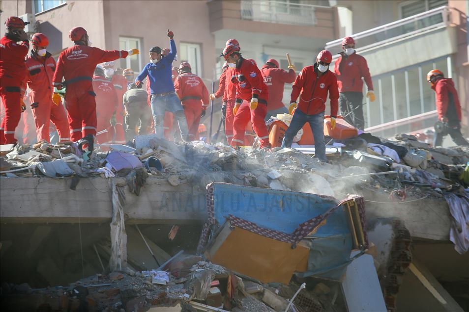 İzmir'deki deprem