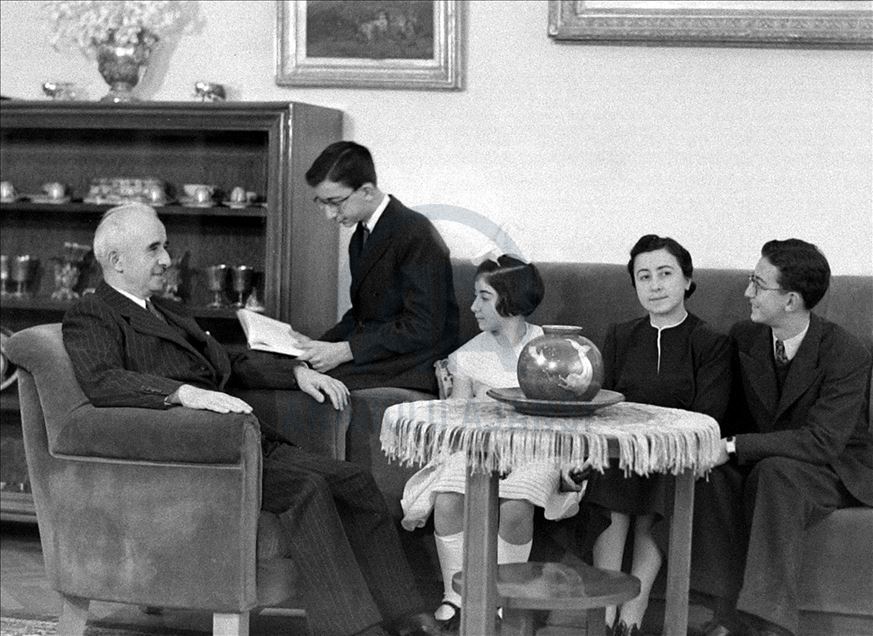Erdal İnönü'nün vefatının üzerinden 13 yıl geçti