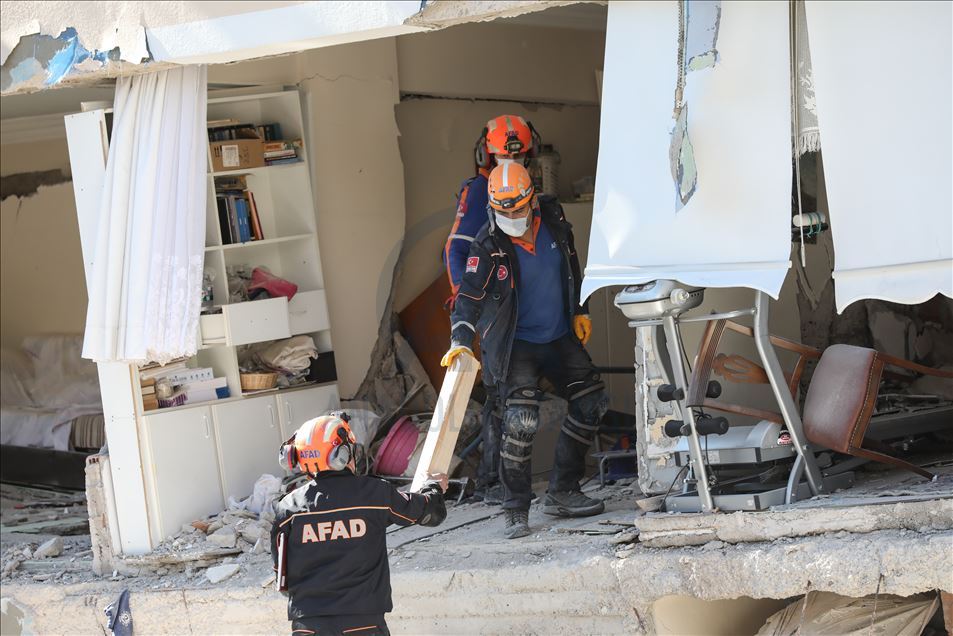 İzmir'deki deprem