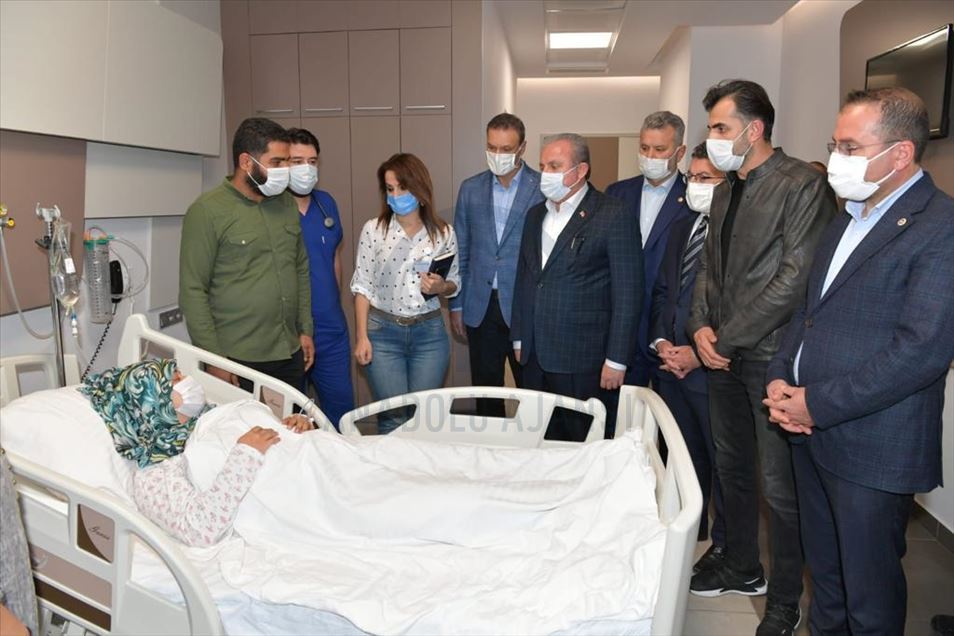 TBMM Başkanı Mustafa Şentop enkaz altından çıkarılan Buse Hasyılmaz'ı ziyaret etti