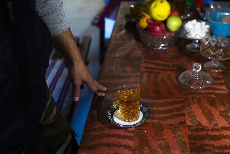 Sığınaklarda yaşayan Terter sakinleri hayati tehlikeye rağmen kenti terk etmiyor