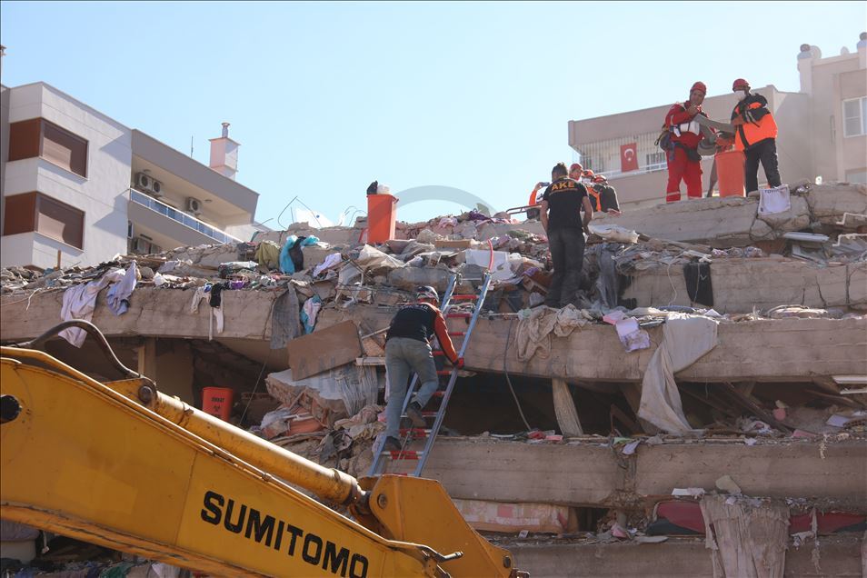İzmir'deki deprem