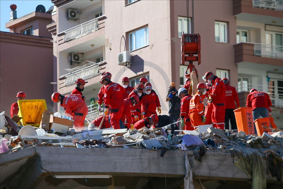 İzmir'deki deprem