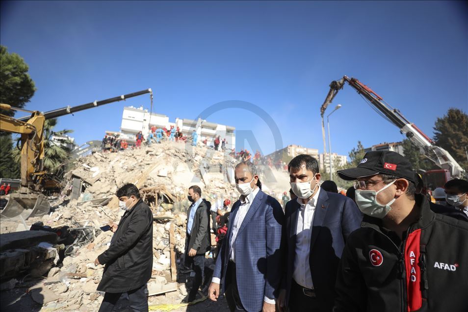 İzmir'deki deprem