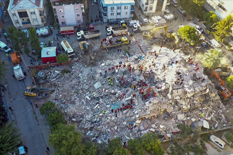 İzmir'deki deprem