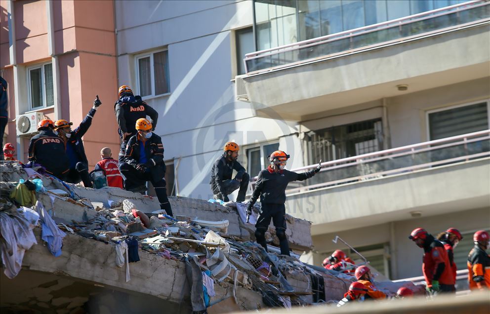 İzmir'deki deprem
