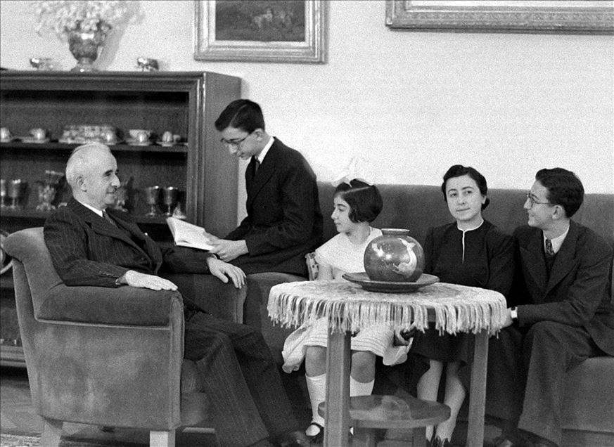 Erdal İnönü'nün vefatının üzerinden 13 yıl geçti
