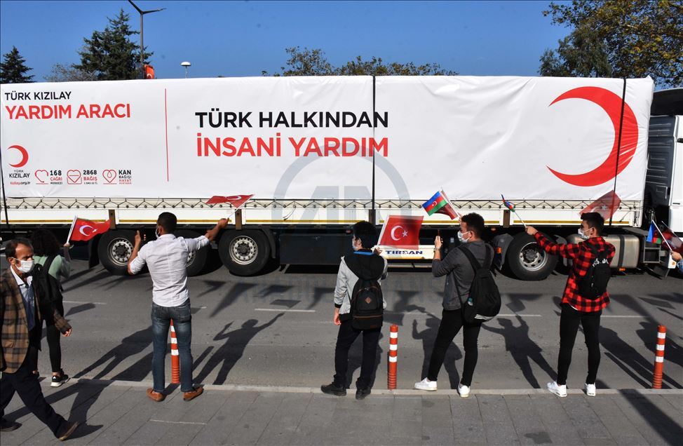 Türk Kızılaydan Azerbaycan'a 11 tır insani yardım