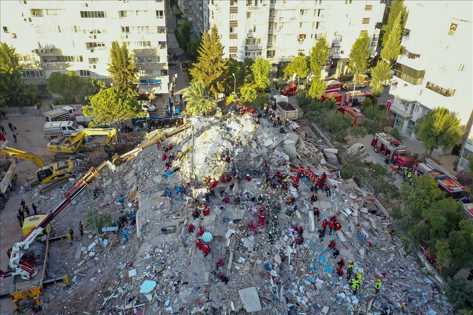 İzmir'deki deprem