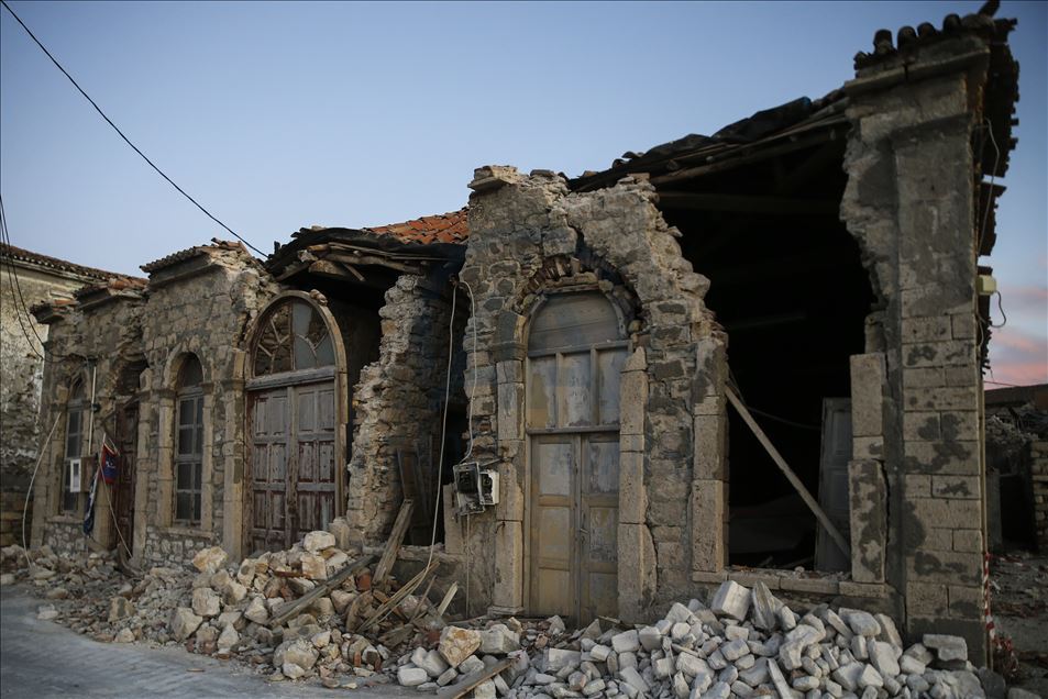 Ishulli grek Samos, në përpjekje për të shëruar plagët e tërmetit