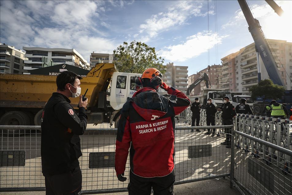 Shqiptari, vullnetar në punimet e kërkim-shpëtimit në Izmir: Është radha jonë për ndihmë