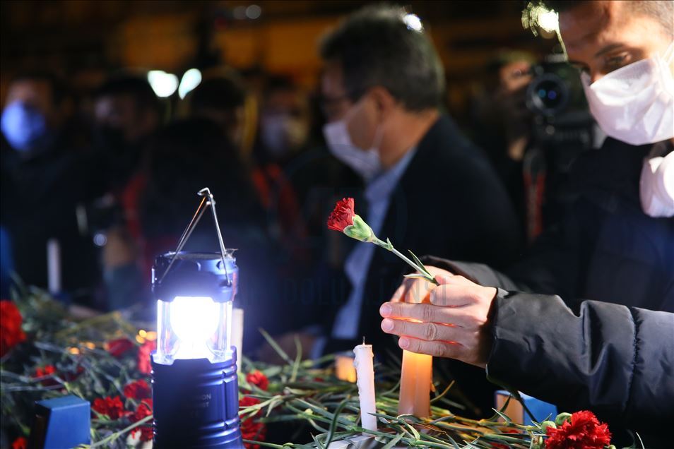 Commemorative ceremony for earthquake victims in Izmir