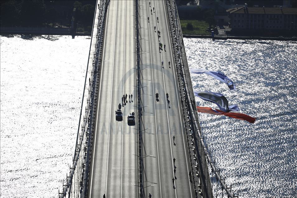 Fillon maratona transkontinentale në Stamboll