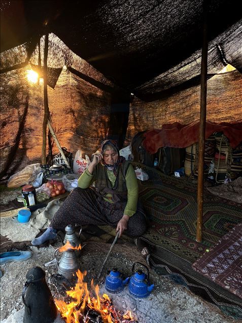 Anadolu'nun bin yıllık konargöçerlik kültürünü Sarıkeçili Yörükleri sürdürüyor