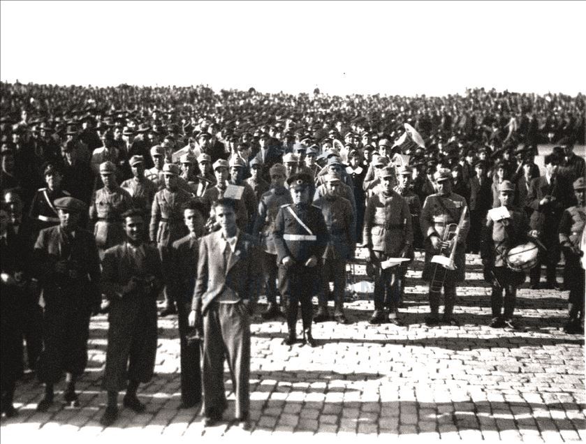 Turkish Historical Society gathers national mourning photos on Ataturk’s demise
