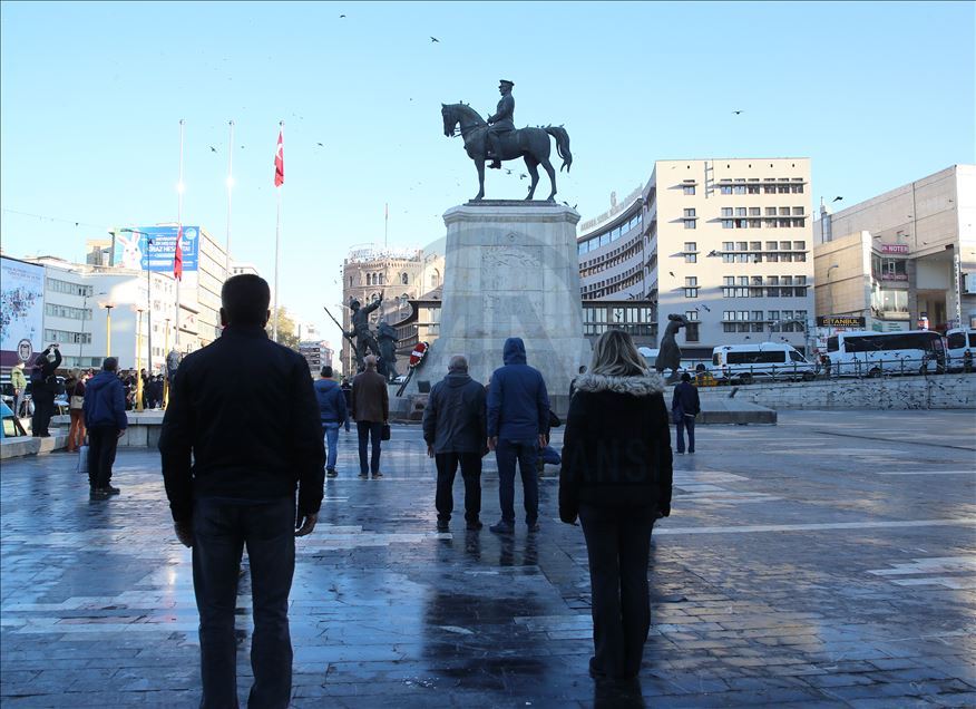 Turkey marks 82nd anniversary of Ataturk's demise
