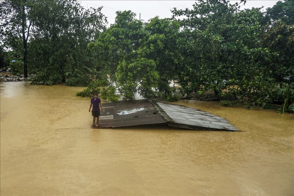 Filipinler'de etkili olan Vamco tayfunu: 2 ölü, 3 kayıp