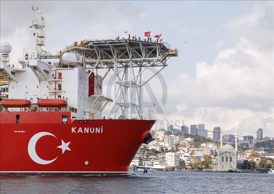 Kanuni sondaj gemisi Karadeniz'e uğurlandı