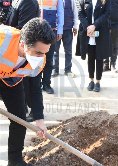 تركيا تزرع 600 شجرة في منطقة "نبع السلام" شمال سوريا