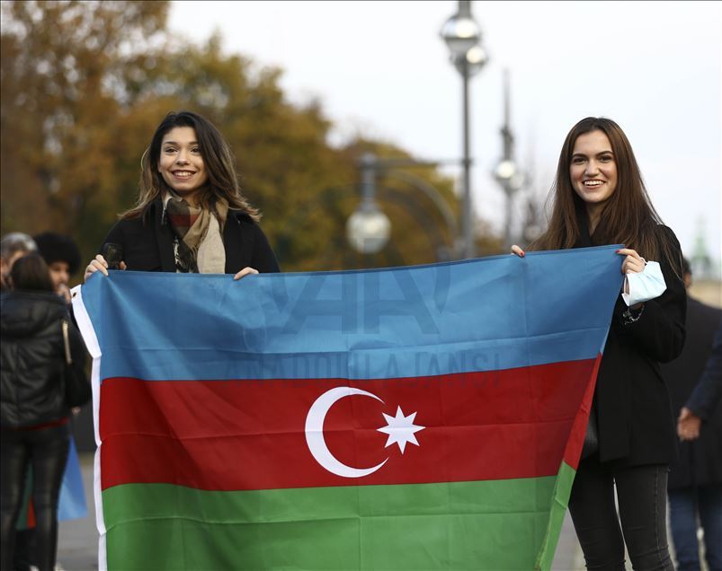 
پیروزی آذربایجان در نبرد قره‌باغ در برلین جشن گرفته شد