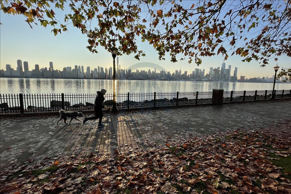 ABD'nin New York kentinde gün doğumu ve sabah sporu manzarası