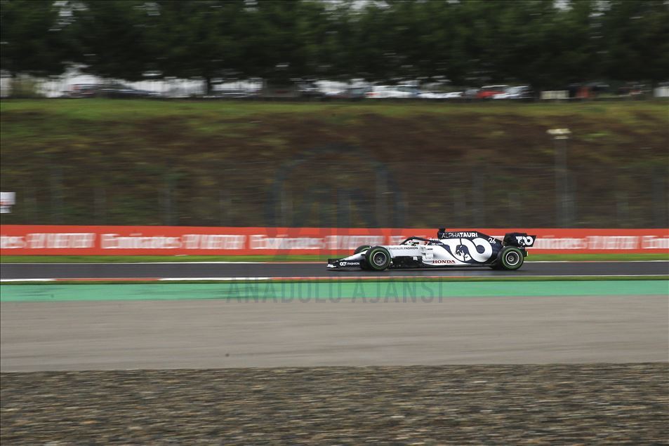 للمرة الـ3.. فيرشتابن يسجل أسرع زمن بتجارب "فورمولا 1" بإسطنبول