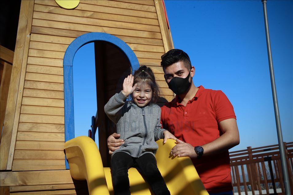 Pamukkale Belediyesi Seyir Tepesi Şehir Ormanı ziyaretçilerini ağırlıyor