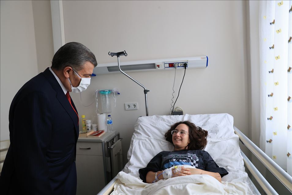 Enkaz altından hayata yeniden "merhaba" dediler