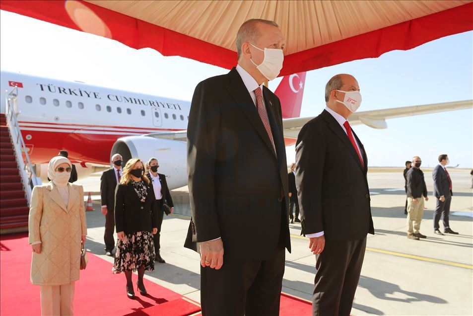 
Cumhurbaşkanı Erdoğan KKTC'ye geldi