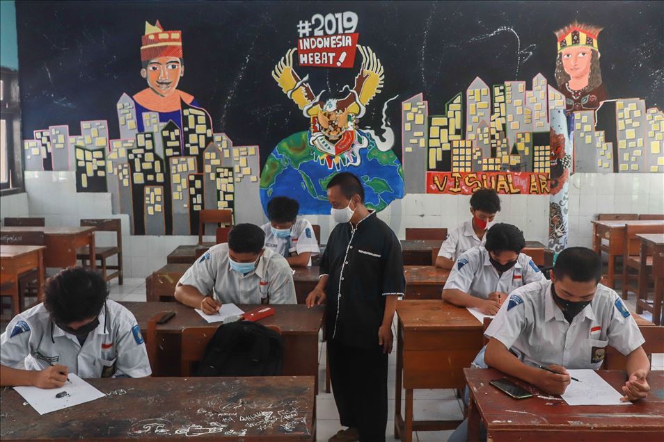 11 daerah di Indonesia kembali dibuka secara bertahap