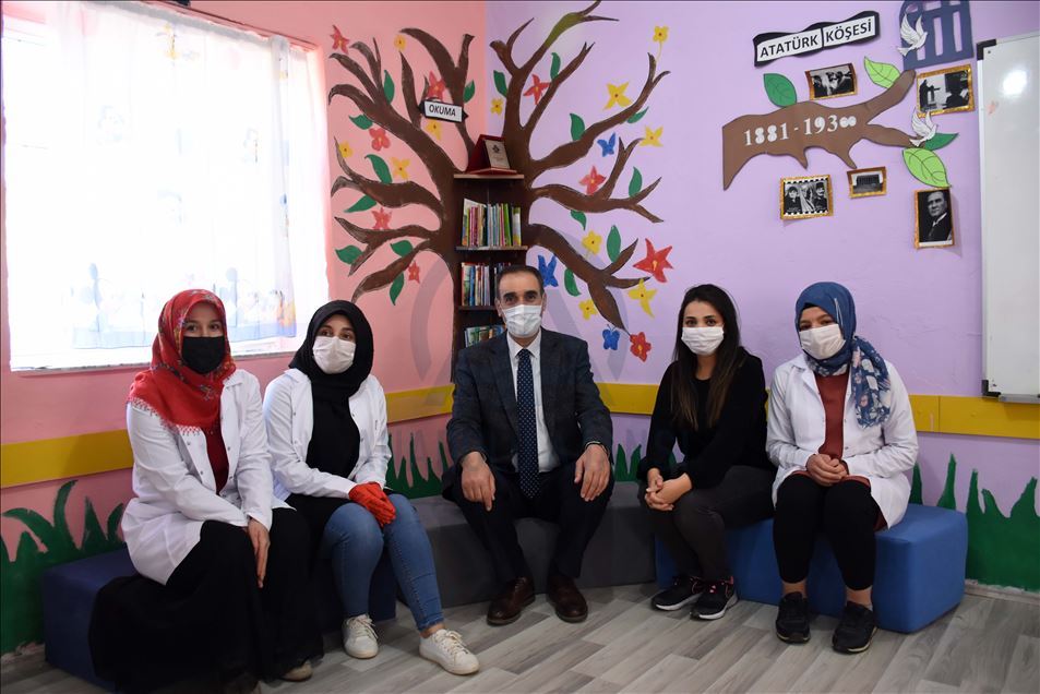 Tîma mobîl a paqijiyê ji bo dibistanan gund bi gund digere