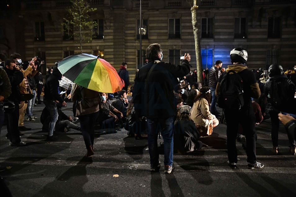 Thousands of demonstrators at the PPL Global Security Law protest in Paris