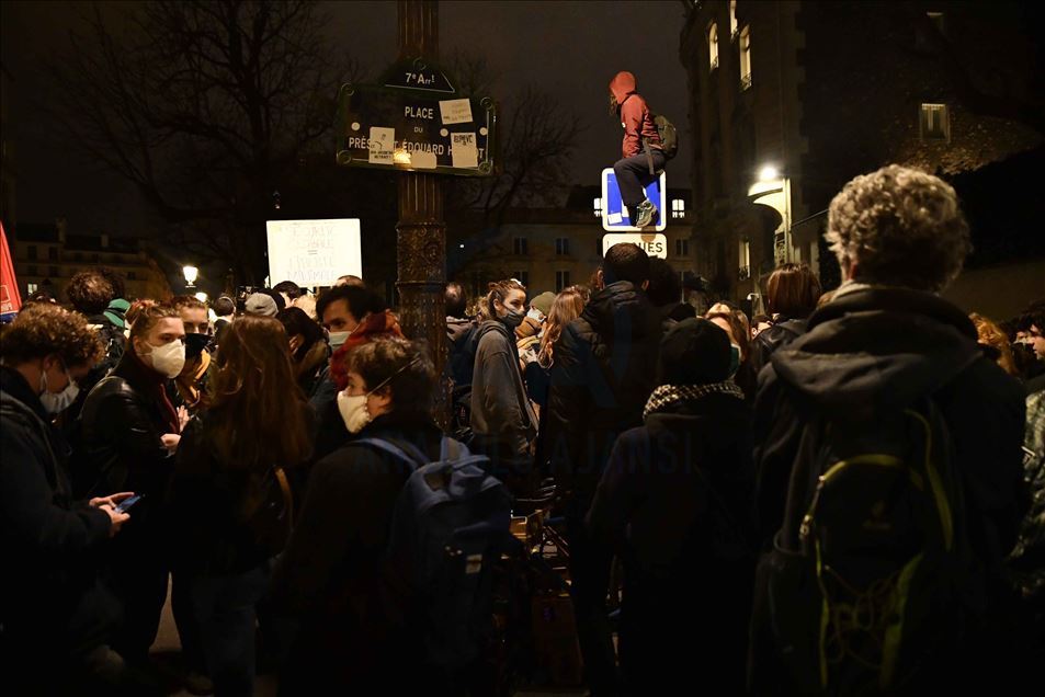 Thousands of demonstrators at the PPL Global Security Law protest in Paris