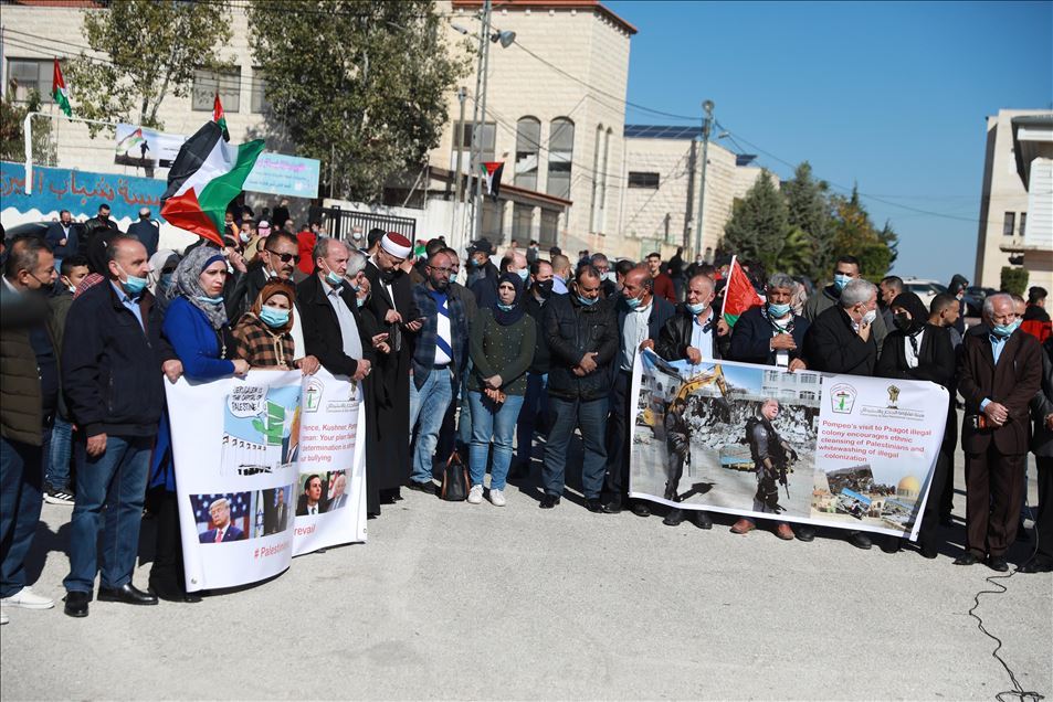 فلسطينيون ينددون بنية "بومبيو" زيارة مستوطنة بالضفة