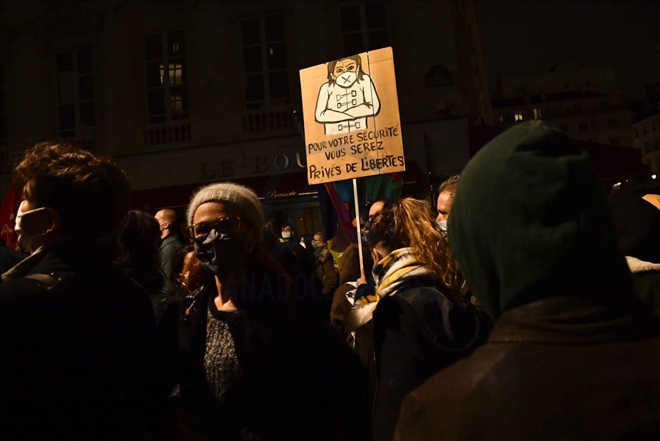 Thousands of demonstrators at the PPL Global Security Law protest in Paris