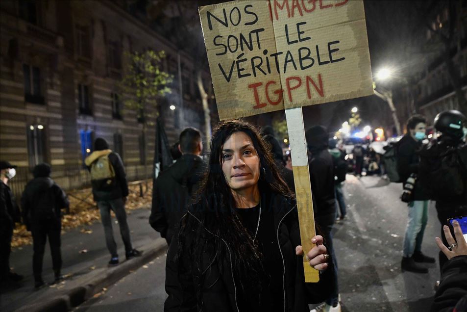 Thousands of demonstrators at the PPL Global Security Law protest in Paris