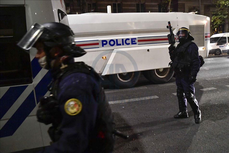 Thousands of demonstrators at the PPL Global Security Law protest in Paris