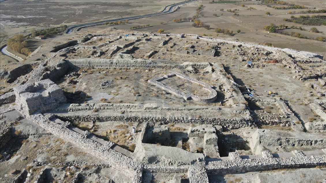 Keleha Urartuyan a 2 hezar û 900 salî li turîzmê tê vegerandin