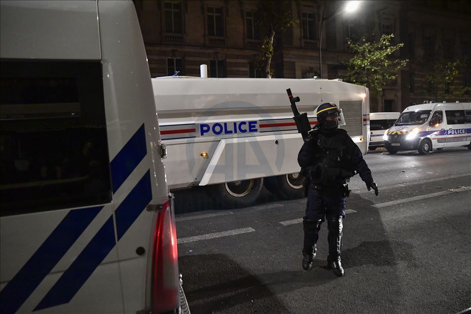 Thousands of demonstrators at the PPL Global Security Law protest in Paris