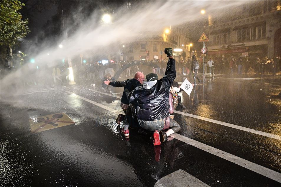 Thousands of demonstrators at the PPL Global Security Law protest in Paris