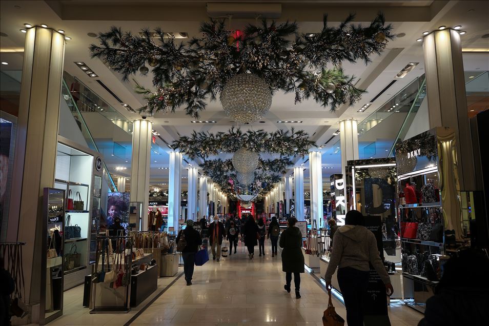 Macy’s Herald Square unveil its iconic holiday windows in NYC