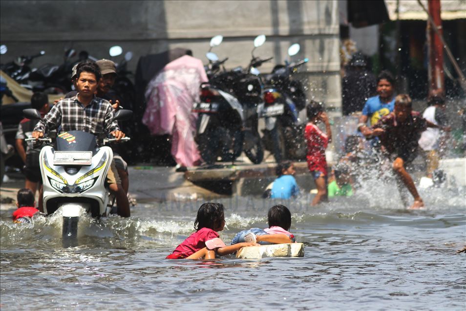 Banjir rob kembali landa wilayah utara Jakarta