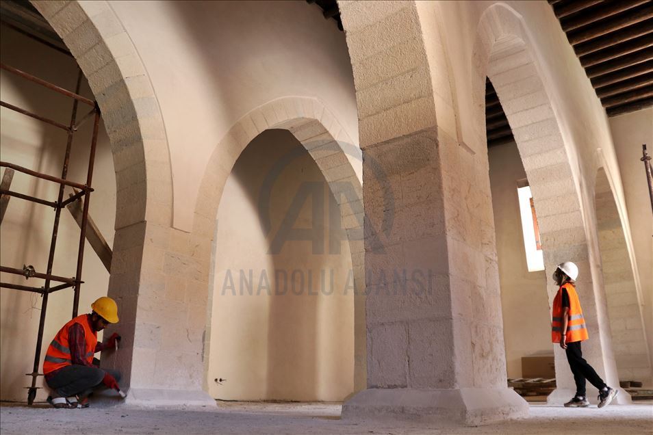 800 yıllık cami eski görkemine kavuşuyor