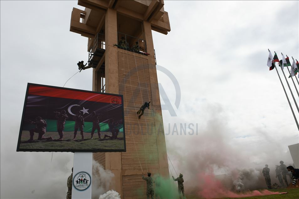 Bernameya perwerdeya eskerî ya Tirkiyeyê ya ji bo artêşa Lîbyayê mezûnên ewil dan