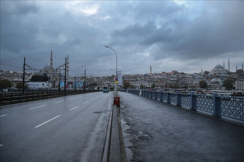 Kovid-19 tedbirleri kapsamında uygulanan sokağa çıkma kısıtlaması