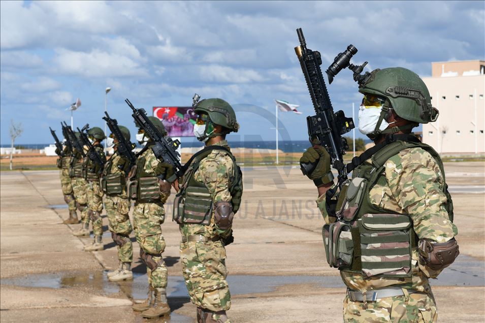 Bernameya perwerdeya eskerî ya Tirkiyeyê ya ji bo artêşa Lîbyayê mezûnên ewil dan