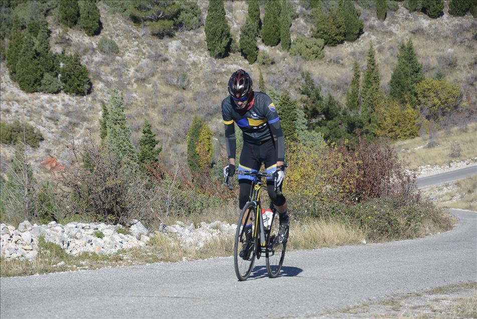 Mostarski biciklista Sanjin Memić napravio podvig: Everesting trajao 26 sati