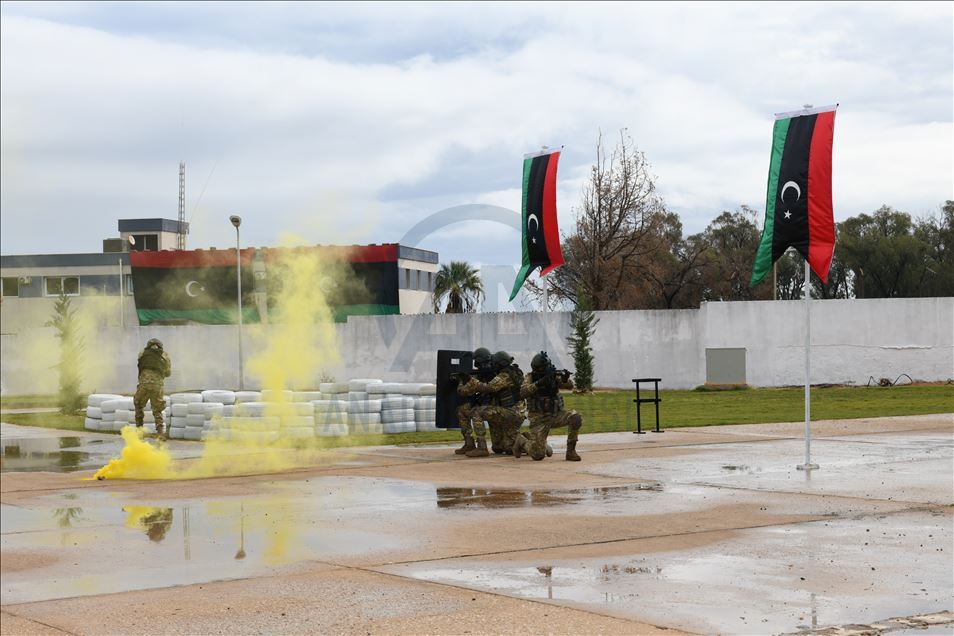 Bernameya perwerdeya eskerî ya Tirkiyeyê ya ji bo artêşa Lîbyayê mezûnên ewil dan